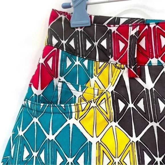 Slazenger Women’s Geometric Golf Skort 2 Teal Yellow Pink Zip Closure Shorts - Picture 3 of 13